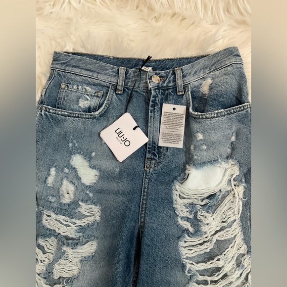 LIU.JO RIPPED JEANS - Picture 6 of 16